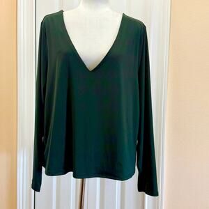NWT Old Navy 3X Long Sleeved V neck Tee Top Shirt Pullover stretchy dark green